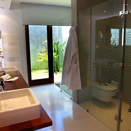 Lluc 4* Sant Rafel de sa Creu