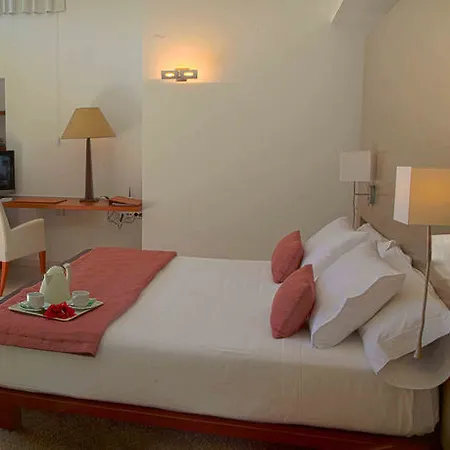 Lluc 4* Sant Rafel de sa Creu