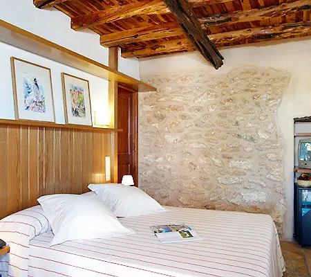 Lluc 4* Sant Rafel de sa Creu